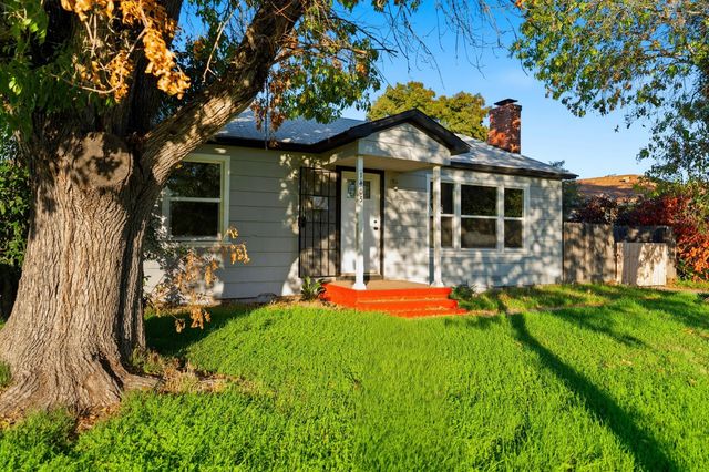 1405 E 22nd Street, Merced, CA 95340