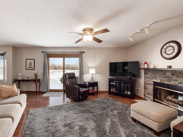 3266 Prairie Gardens Court, Hilliard, OH 43026