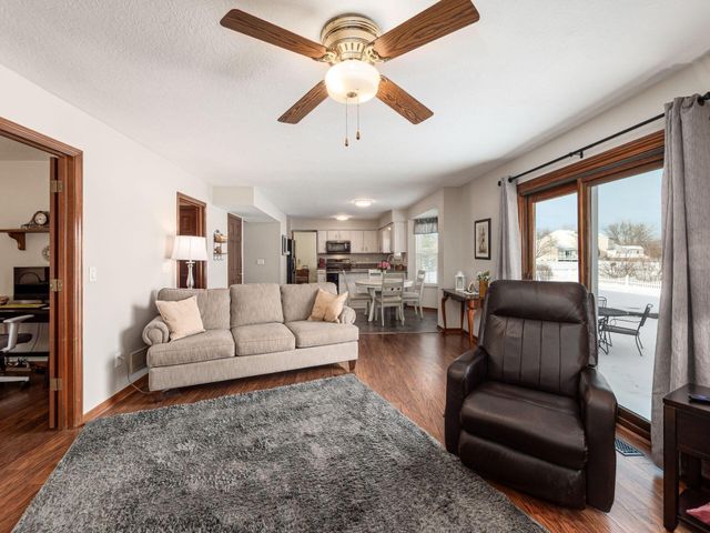 3266 Prairie Gardens Court, Hilliard, OH 43026