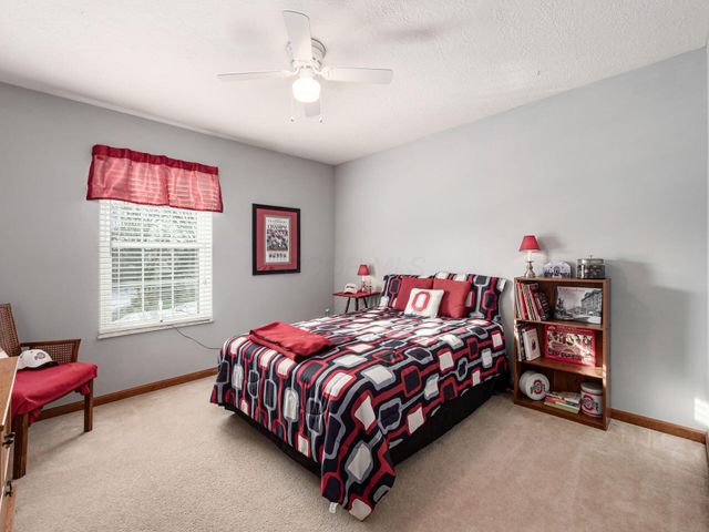 3266 Prairie Gardens Court, Hilliard, OH 43026