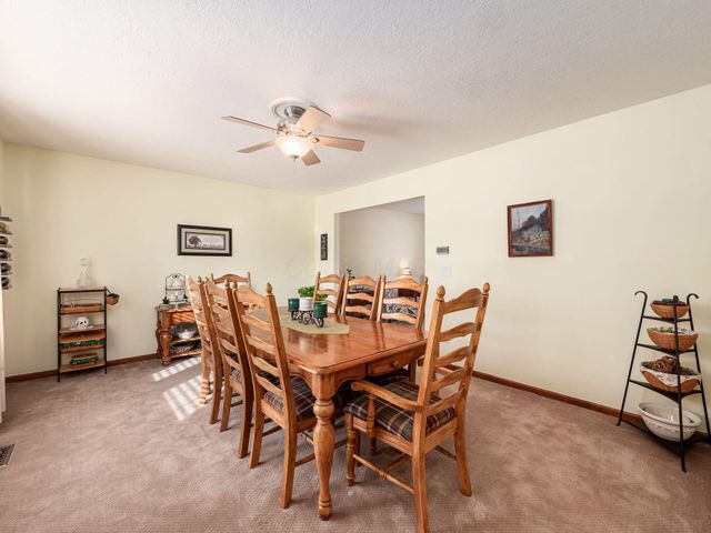 3266 Prairie Gardens Court, Hilliard, OH 43026