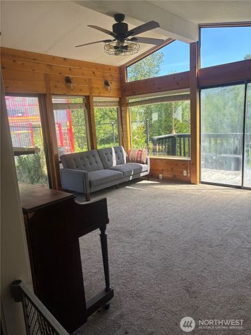 110 112 May, Sequim, WA 98382