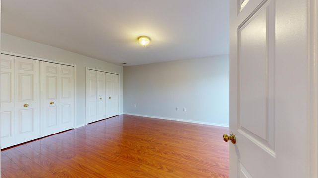2771 S Knightsbridge Circle, Ann Arbor, MI 48105