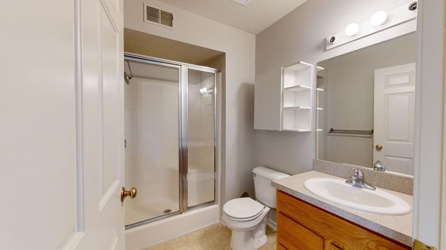 2771 S Knightsbridge Circle, Ann Arbor, MI 48105