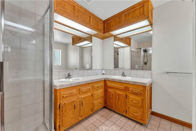 8327 W Avenue I, Lancaster, CA 93536