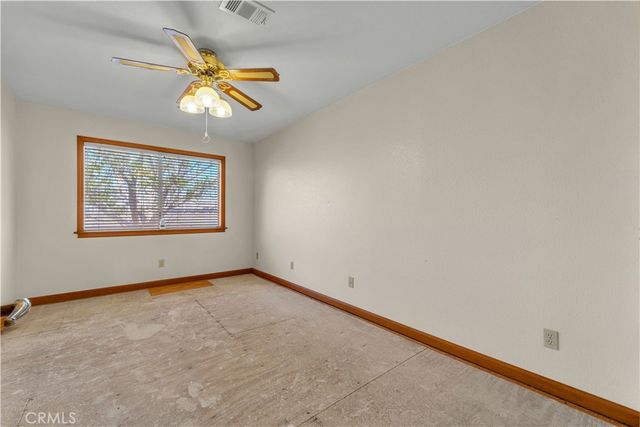 8327 W Avenue I, Lancaster, CA 93536