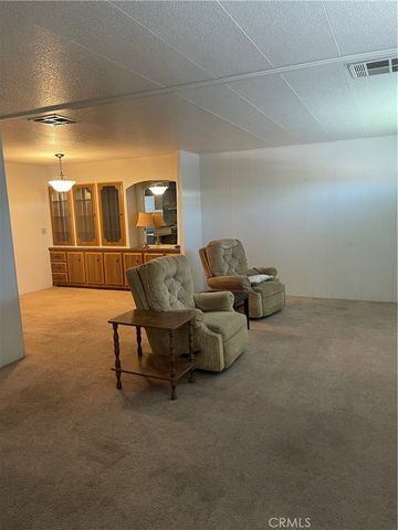 22601 Bear Valley Road 70, Apple Valley, CA 92308