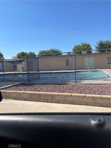 22601 Bear Valley Road 70, Apple Valley, CA 92308