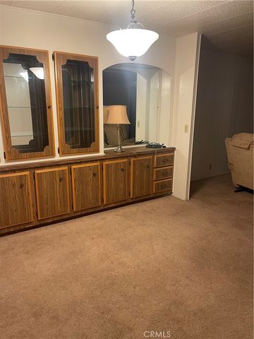 22601 Bear Valley Road 70, Apple Valley, CA 92308