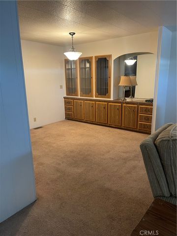 22601 Bear Valley Road 70, Apple Valley, CA 92308