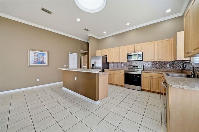 5553 BRADDOCK DRIVE, Zephyrhills, FL 33541