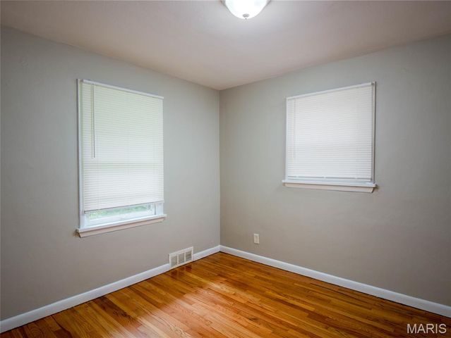 101 Florwood Court, St Louis, MO 63135