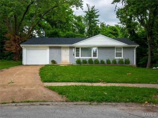 101 Florwood Court, St Louis, MO 63135