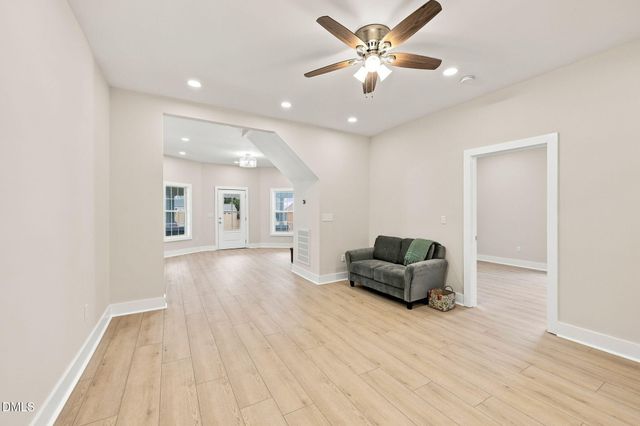 406 N Webb Street, Selma, NC 27576