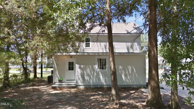 406 N Webb Street, Selma, NC 27576