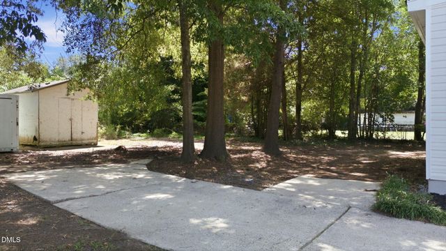 406 N Webb Street, Selma, NC 27576