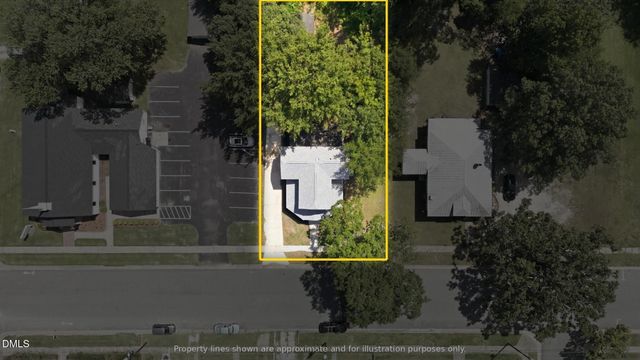 406 N Webb Street, Selma, NC 27576