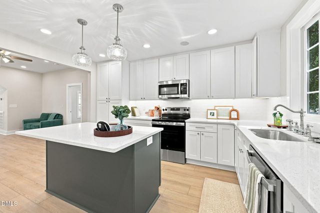 406 N Webb Street, Selma, NC 27576