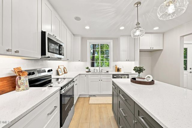 406 N Webb Street, Selma, NC 27576