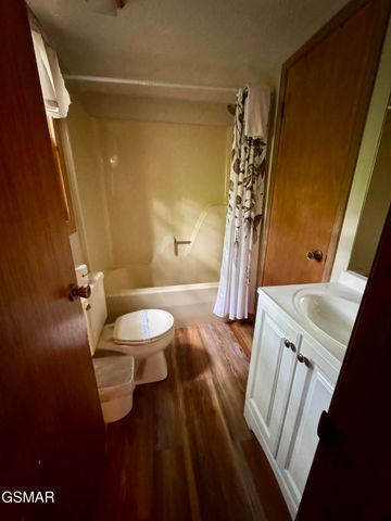 2340 Avon Circle, Sevierville, TN 37876