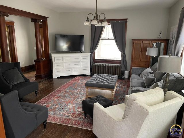 1001 Market ST, Emporia, KS 66801