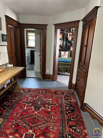 1001 Market ST, Emporia, KS 66801