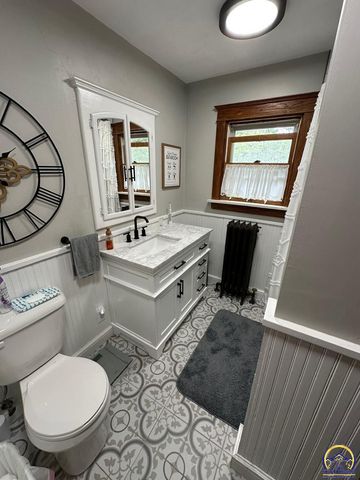 1001 Market ST, Emporia, KS 66801