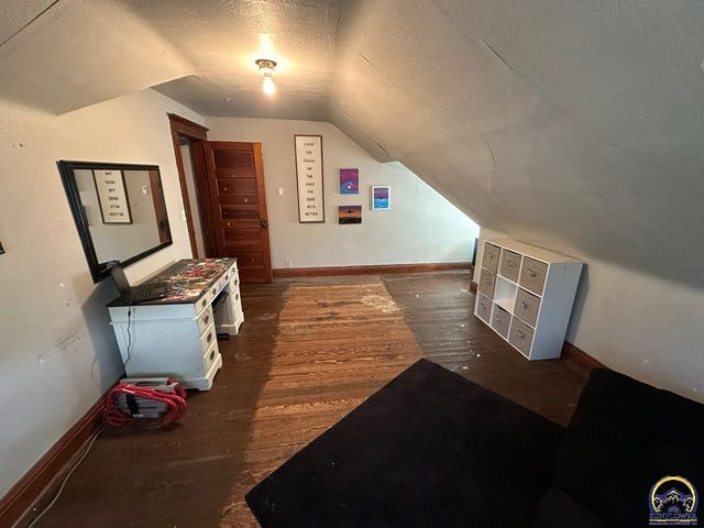 1001 Market ST, Emporia, KS 66801