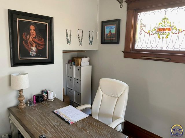 1001 Market ST, Emporia, KS 66801