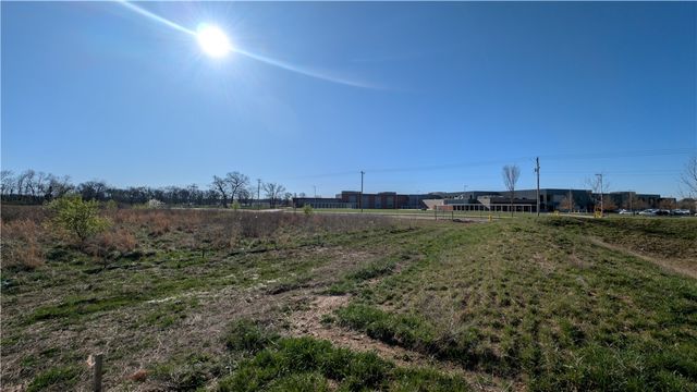 SW 28th Street, Bentonville, AR 72712