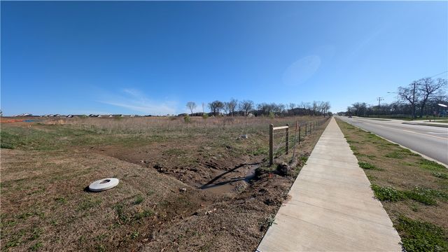 SW 28th Street, Bentonville, AR 72712