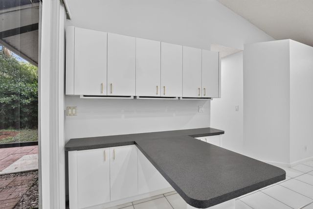 924 SPOONBILL Circle, Weston, FL 33326