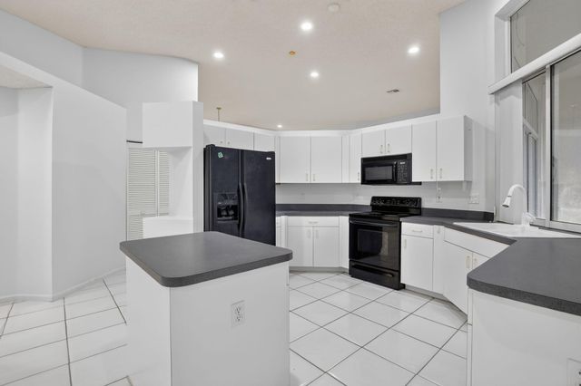 924 SPOONBILL Circle, Weston, FL 33326