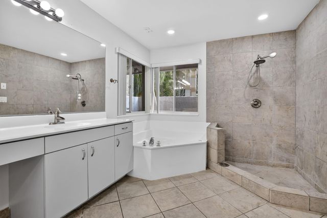 924 SPOONBILL Circle, Weston, FL 33326