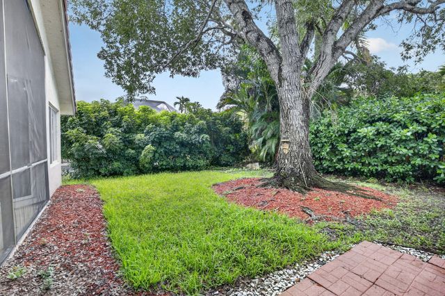924 SPOONBILL Circle, Weston, FL 33326