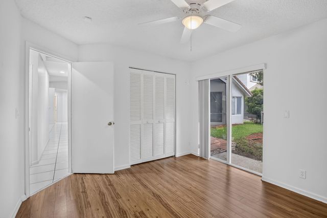 924 SPOONBILL Circle, Weston, FL 33326