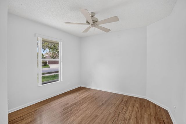924 SPOONBILL Circle, Weston, FL 33326