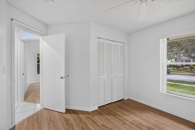 924 SPOONBILL Circle, Weston, FL 33326