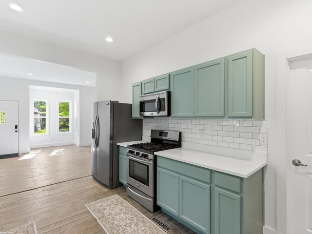 2519 Walnut Street, Port Huron, MI 48060
