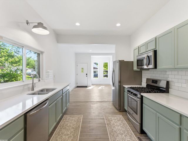 2519 Walnut Street, Port Huron, MI 48060
