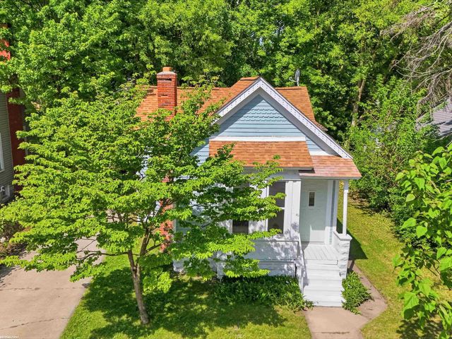 2519 Walnut Street, Port Huron, MI 48060