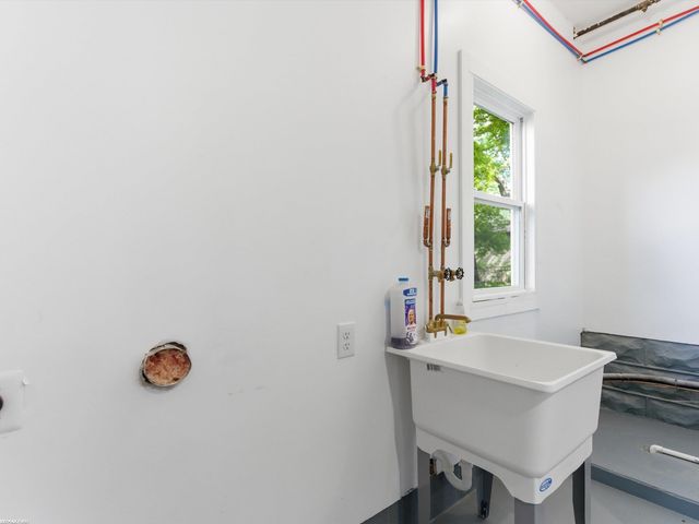 2519 Walnut Street, Port Huron, MI 48060