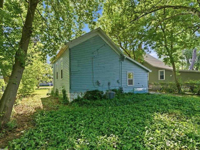 2519 Walnut Street, Port Huron, MI 48060