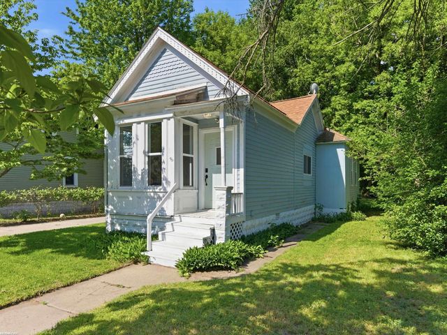 2519 Walnut Street, Port Huron, MI 48060