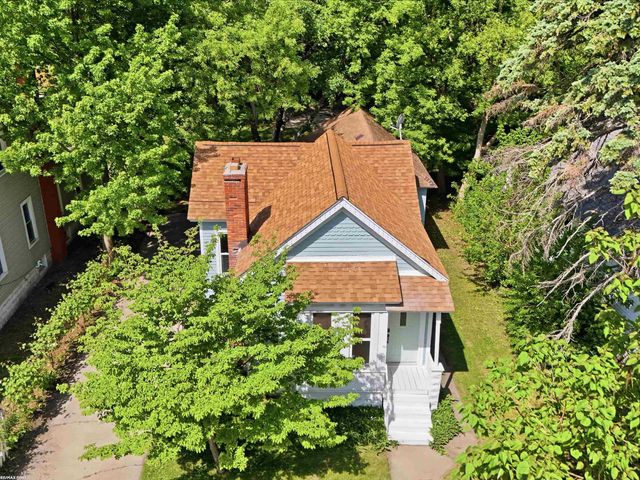 2519 Walnut Street, Port Huron, MI 48060