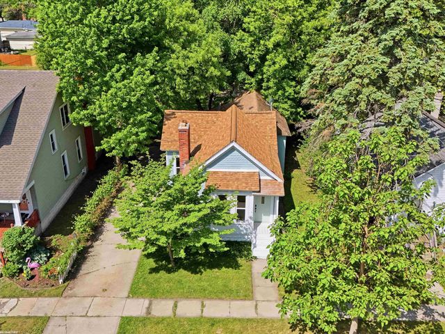 2519 Walnut Street, Port Huron, MI 48060