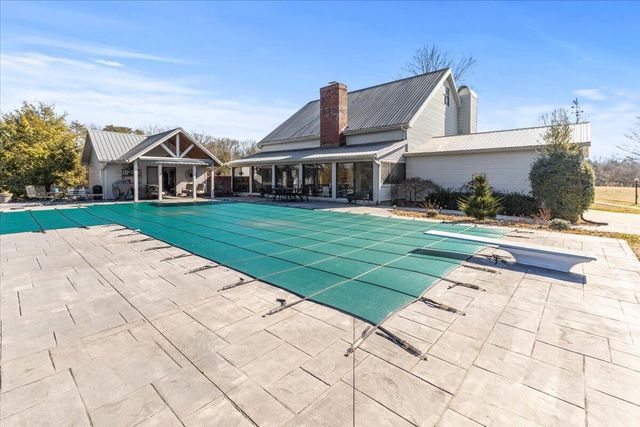 190 Vaughn Drive, Rock Spring, GA 30739