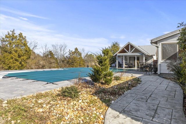 190 Vaughn Drive, Rock Spring, GA 30739