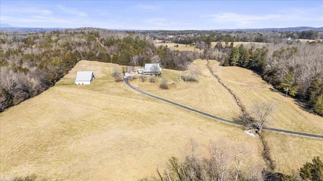 190 Vaughn Drive, Rock Spring, GA 30739