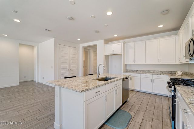 11136 W PARKWAY Drive, Tolleson, AZ 85353
